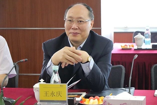 天下工商联党组成员、副主席王永庆一行莅临朗华调研指导 - 朗华要闻 - 深圳市朗华供应链效劳有限公司
