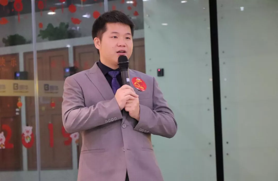 热烈庆祝朗华信贷建设6周年暨营业沙龙圆满乐成 - 朗华要闻 - 深圳市朗华供应链效劳有限公司