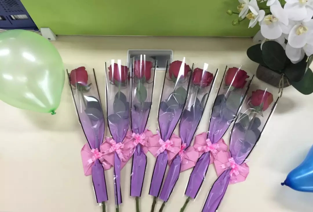 花漾年华，，漂亮偕行，，向暖而生，，绽放芳香 - 朗华要闻 - 深圳市朗华供应链效劳有限公司