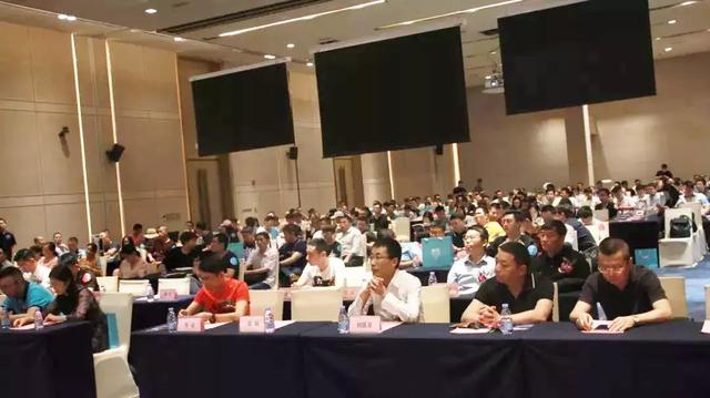 共话智能硬件生长之路 - 朗华要闻 - 深圳市朗华供应链效劳有限公司